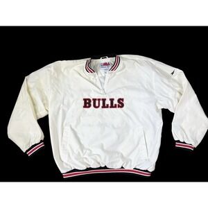 Vintage Reebok Men's‎ Chicago Bulls Pullover Size XL